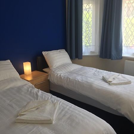 Southend Central Hotel - Close To Beach, City Centre, Train Station & Southend Airport Экстерьер фото